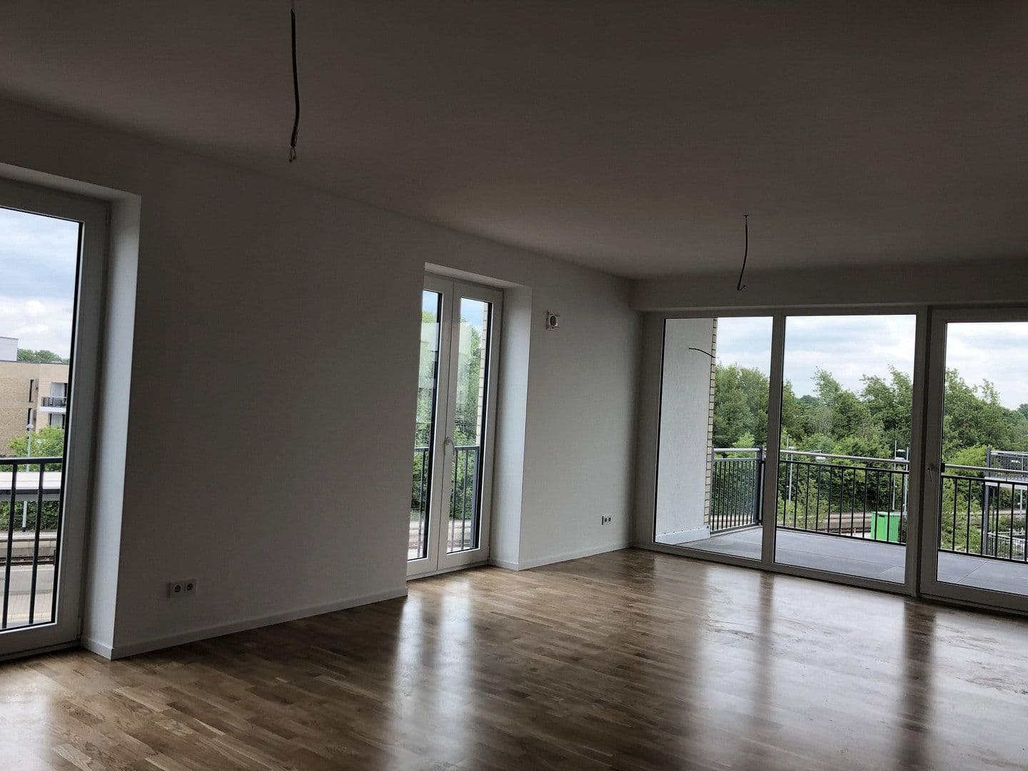 Prodej bytu 3+1 105 m², Kaltenweiderplatz 3a, Langenhagen, Dolní Sasko Prodej bytu 3+1 105 m², Kaltenweiderplatz 3a, Langenhagen, Dolní Sasko