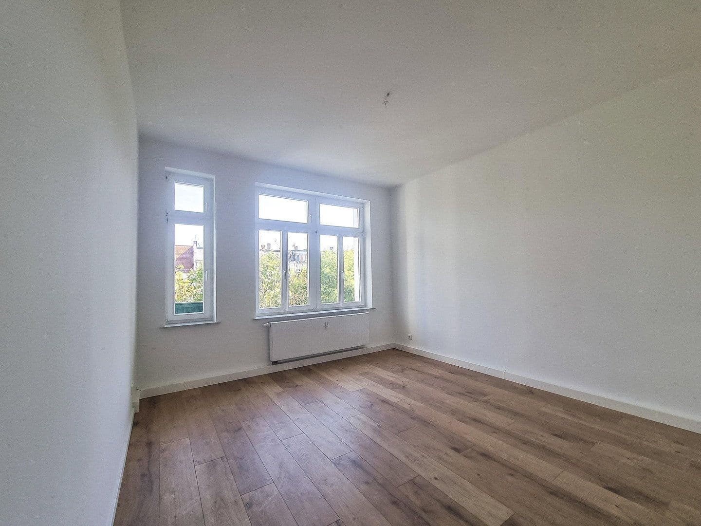 Prodej bytu 4+1 119 m², Perthestraße 12, Leipzig, Sasko Prodej bytu 4+1 119 m², Perthestraße 12, Leipzig, Sasko