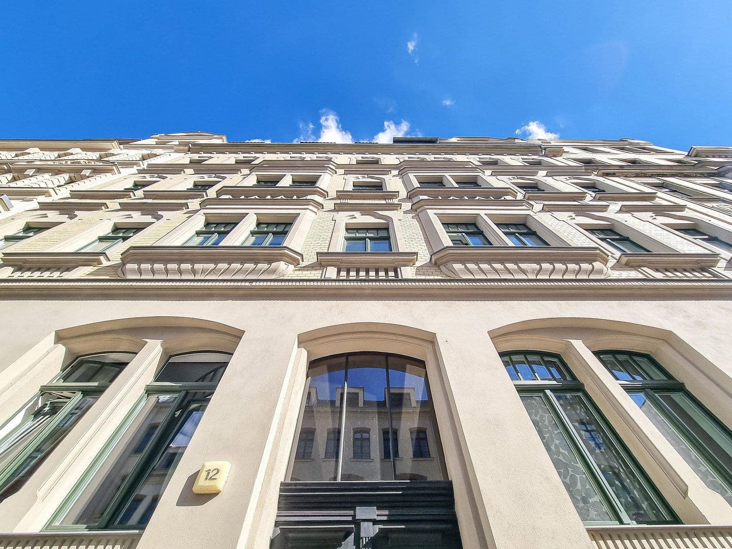 Prodej bytu 4+1 119 m², Perthestraße 12, Leipzig, Sasko Prodej bytu 4+1 119 m², Perthestraße 12, Leipzig, Sasko