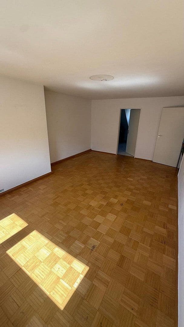 Pronájem bytu 2+1 54 m², Mittermayerstraße 16, Dachau, Bavorsko Pronájem bytu 2+1 54 m², Mittermayerstraße 16, Dachau, Bavorsko