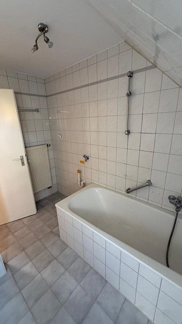 Pronájem bytu 2+1 54 m², Mittermayerstraße 16, Dachau, Bavorsko Pronájem bytu 2+1 54 m², Mittermayerstraße 16, Dachau, Bavorsko