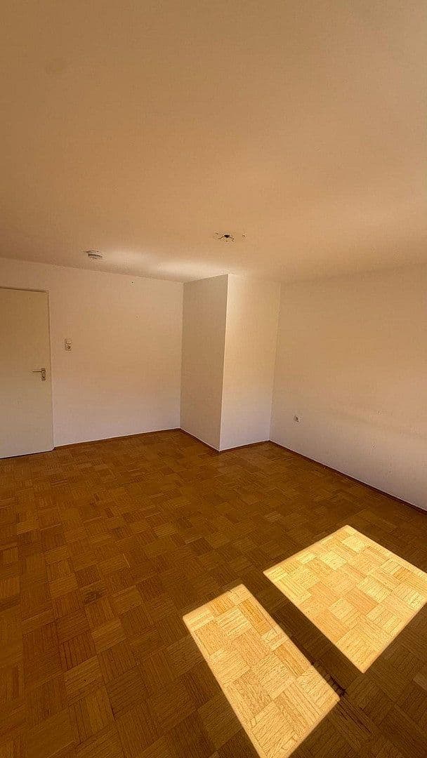 Pronájem bytu 2+1 54 m², Mittermayerstraße 16, Dachau, Bavorsko Pronájem bytu 2+1 54 m², Mittermayerstraße 16, Dachau, Bavorsko