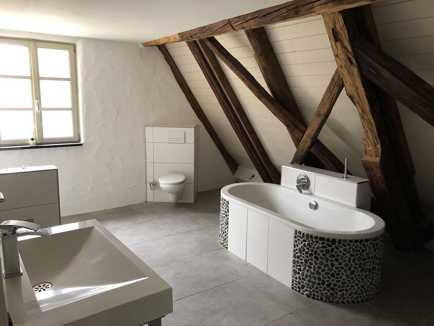 Prodej domu 338 m², pozemek 300 m², Bahnhofstraße 20, Hallstadt, Bavorsko Prodej domu 338 m², pozemek 300 m², Bahnhofstraße 20, Hallstadt, Bavorsko