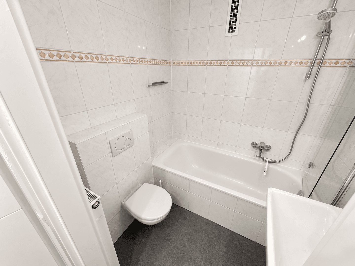 Pronájem bytu 1+1 30 m², München, Bavorsko Pronájem bytu 1+1 30 m², München, Bavorsko