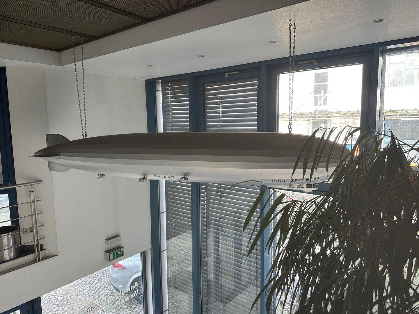 Pronájem kanceláře 13.000 m², Colsmanstraße 25, Friedrichshafen, Bádensko-Württembersko Pronájem kanceláře 13.000 m², Colsmanstraße 25, Friedrichshafen, Bádensko-Württembersko