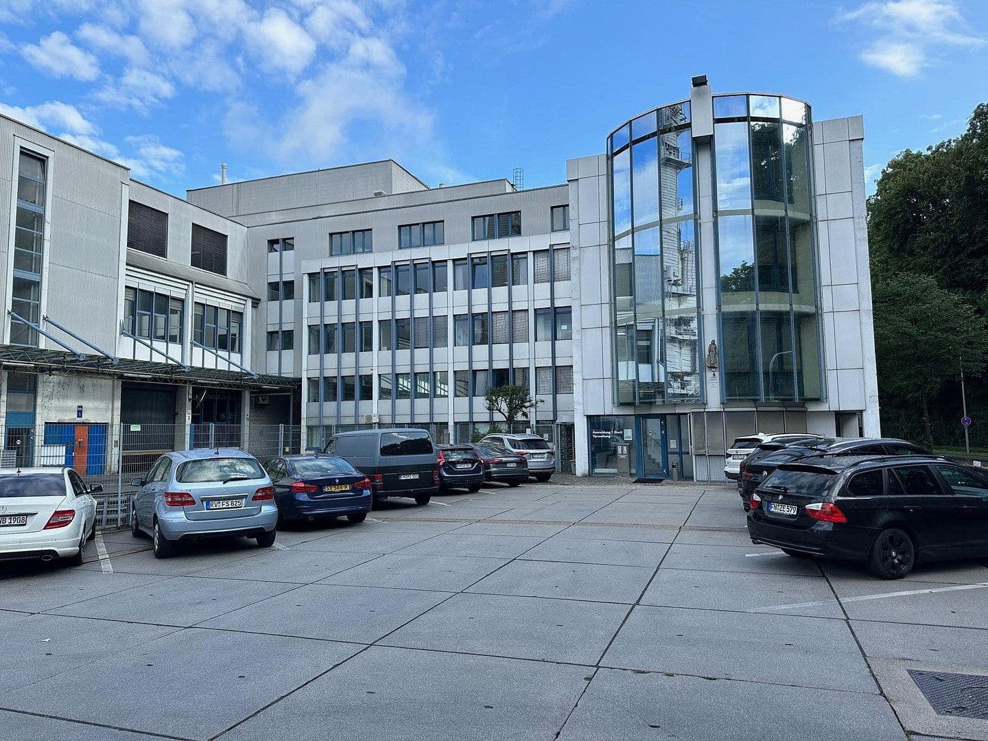 Pronájem kanceláře 13.000 m², Colsmanstraße 25, Friedrichshafen, Bádensko-Württembersko Pronájem kanceláře 13.000 m², Colsmanstraße 25, Friedrichshafen, Bádensko-Württembersko