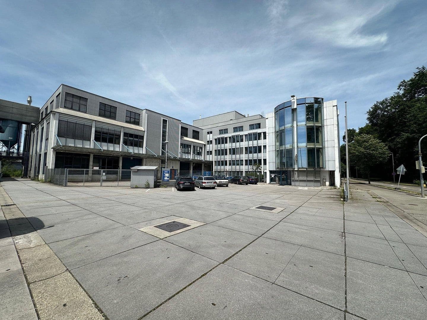 Pronájem kanceláře 13.000 m², Colsmanstraße 25, Friedrichshafen, Bádensko-Württembersko Pronájem kanceláře 13.000 m², Colsmanstraße 25, Friedrichshafen, Bádensko-Württembersko
