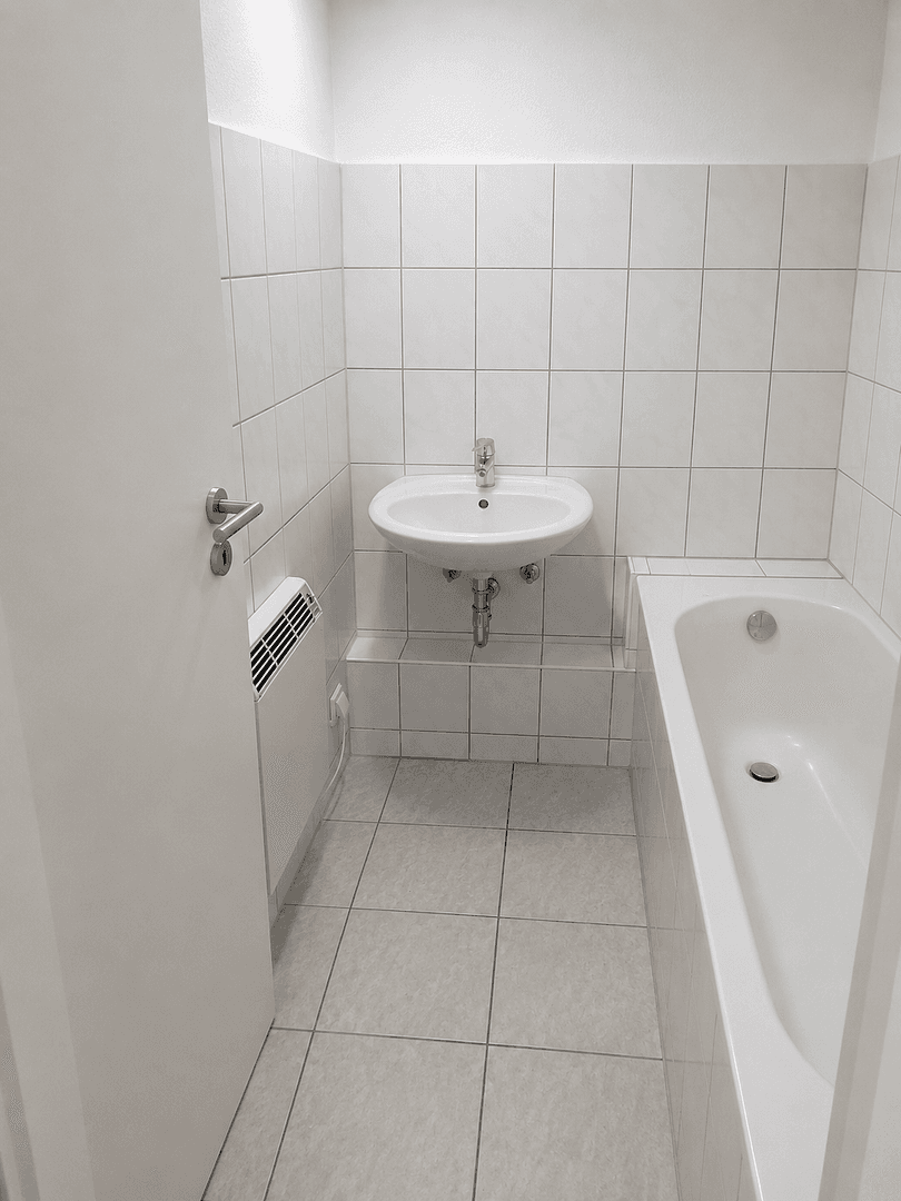 Pronájem bytu 4+1 75 m², Geschwister-Scholl-Straße 18, Essen, Severní Porýní-Vestfálsko Pronájem bytu 4+1 75 m², Geschwister-Scholl-Straße 18, Essen, Severní Porýní-Vestfálsko
