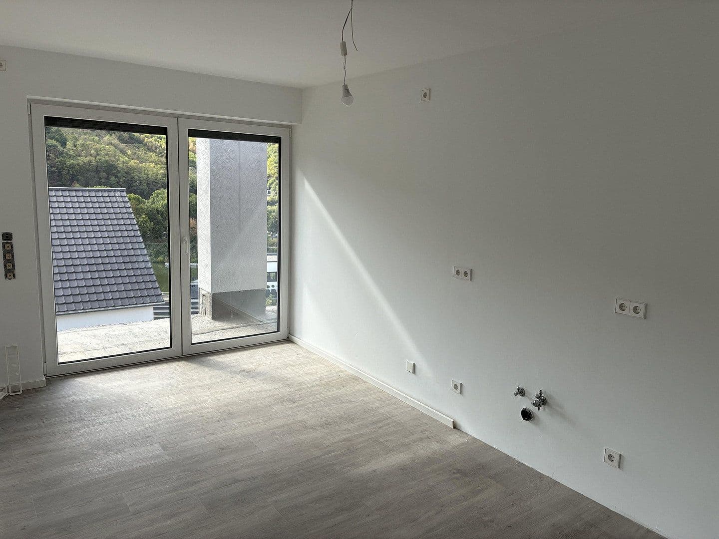 Pronájem bytu 2+1 69 m², Am Lieschberg 44, Bernkastel-Kues, Porýní-Falc Pronájem bytu 2+1 69 m², Am Lieschberg 44, Bernkastel-Kues, Porýní-Falc