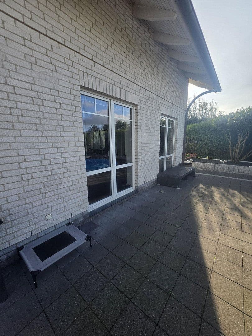 Prodej domu 204 m², pozemek 1.000 m², Husum, Šlesvicko-Holštýnsko Prodej domu 204 m², pozemek 1.000 m², Husum, Šlesvicko-Holštýnsko
