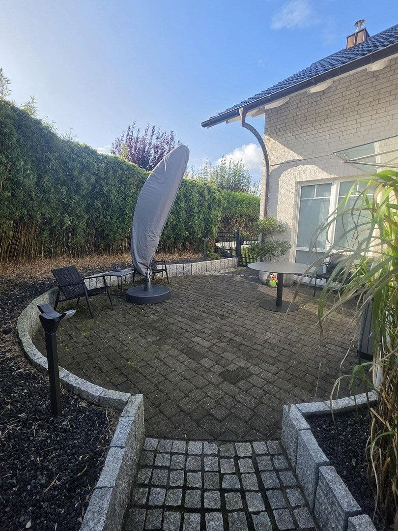Prodej domu 204 m², pozemek 1.000 m², Husum, Šlesvicko-Holštýnsko Prodej domu 204 m², pozemek 1.000 m², Husum, Šlesvicko-Holštýnsko