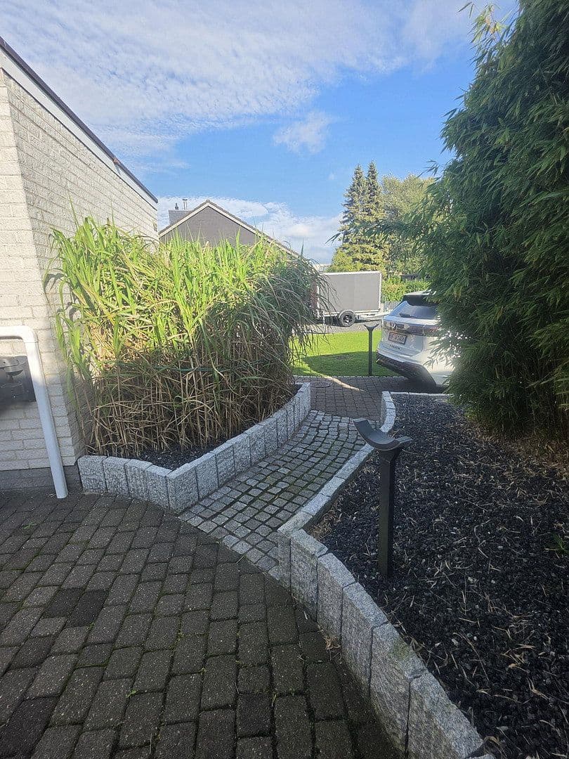 Prodej domu 204 m², pozemek 1.000 m², Husum, Šlesvicko-Holštýnsko Prodej domu 204 m², pozemek 1.000 m², Husum, Šlesvicko-Holštýnsko
