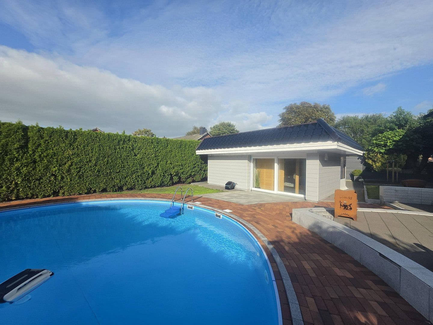Prodej domu 204 m², pozemek 1.000 m², Husum, Šlesvicko-Holštýnsko Prodej domu 204 m², pozemek 1.000 m², Husum, Šlesvicko-Holštýnsko