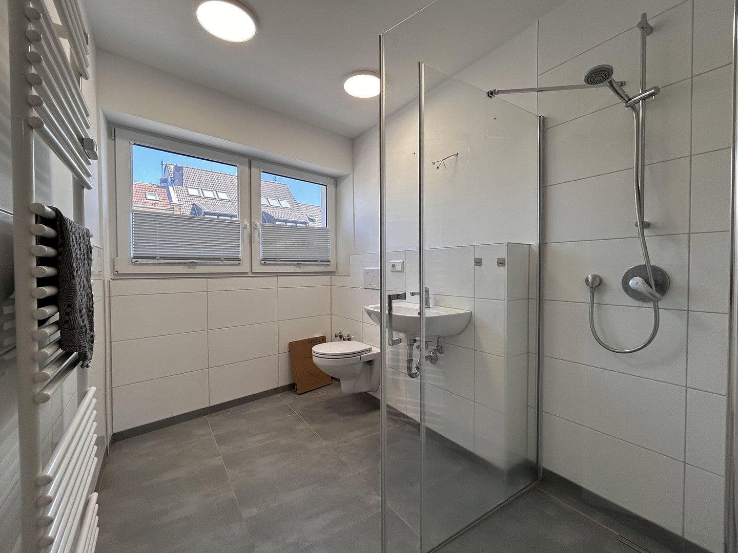 Pronájem bytu 2+kk 85 m², Köln, Severní Porýní-Vestfálsko Pronájem bytu 2+kk 85 m², Köln, Severní Porýní-Vestfálsko