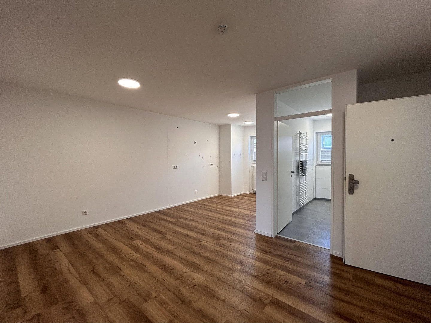 Pronájem bytu 2+kk 85 m², Köln, Severní Porýní-Vestfálsko Pronájem bytu 2+kk 85 m², Köln, Severní Porýní-Vestfálsko
