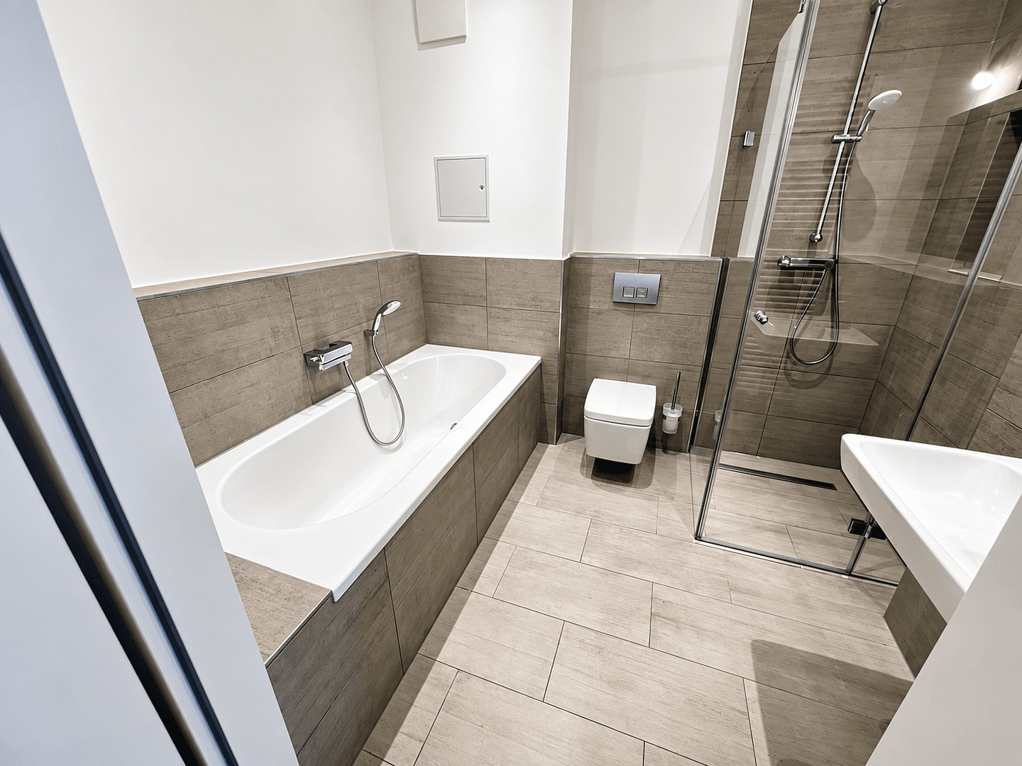 Pronájem bytu 2+1 60 m², Platz des 4.Juli Nr. 12, Berlin, Berlín Pronájem bytu 2+1 60 m², Platz des 4.Juli Nr. 12, Berlin, Berlín