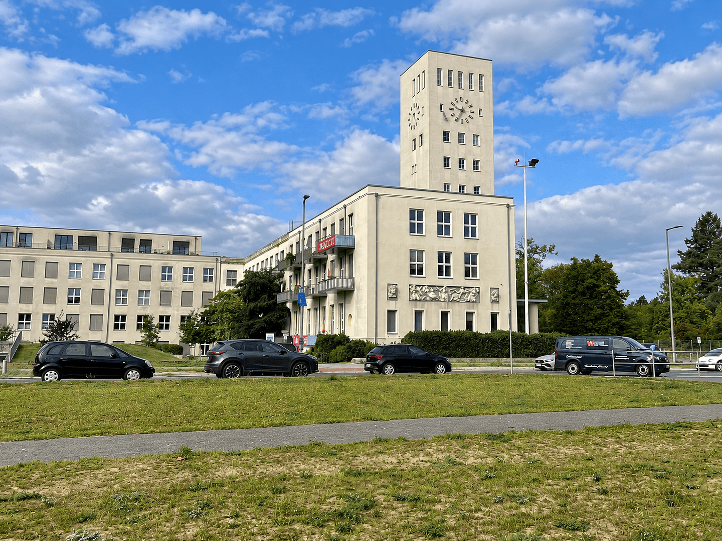 Pronájem bytu 2+1 60 m², Platz des 4.Juli Nr. 12, Berlin, Berlín Pronájem bytu 2+1 60 m², Platz des 4.Juli Nr. 12, Berlin, Berlín