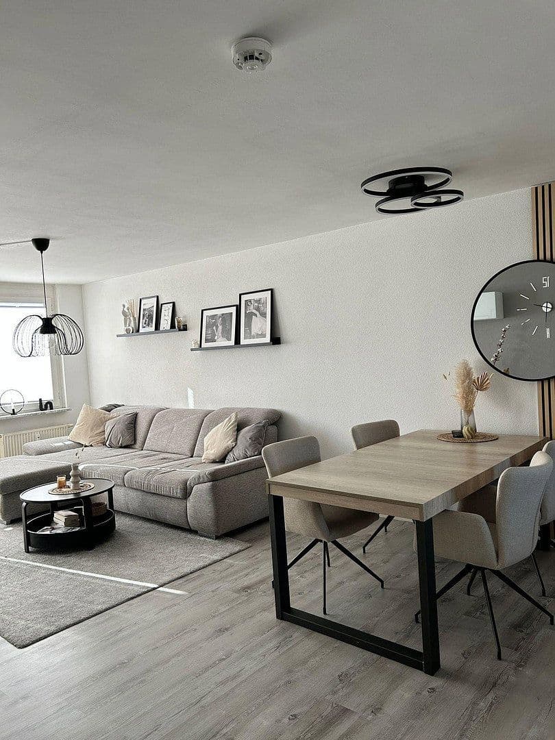 Pronájem bytu 2+kk 68 m², Sindelfingen, Bádensko-Württembersko Pronájem bytu 2+kk 68 m², Sindelfingen, Bádensko-Württembersko