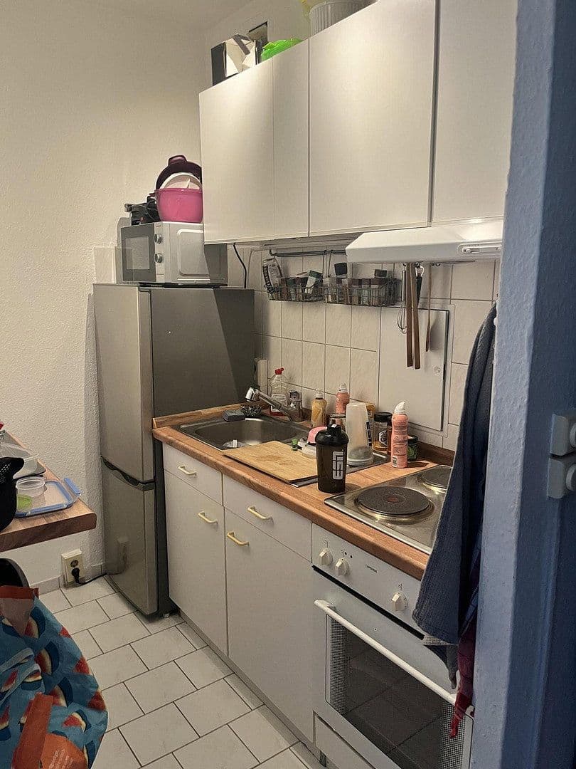Pronájem bytu 1+1 27 m², Olof-Palme-Straße 13, Rostock, Mecklenburg-Vorpommern Pronájem bytu 1+1 27 m², Olof-Palme-Straße 13, Rostock, Mecklenburg-Vorpommern