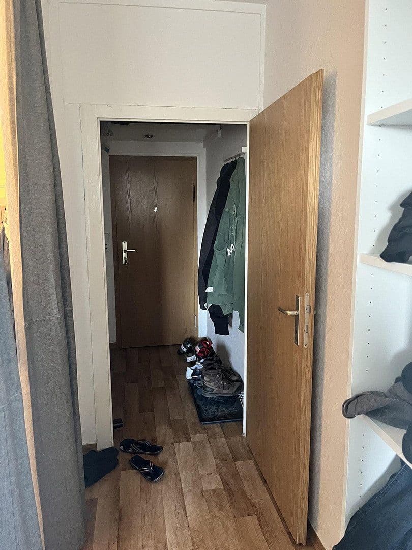 Pronájem bytu 1+1 27 m², Olof-Palme-Straße 13, Rostock, Mecklenburg-Vorpommern Pronájem bytu 1+1 27 m², Olof-Palme-Straße 13, Rostock, Mecklenburg-Vorpommern