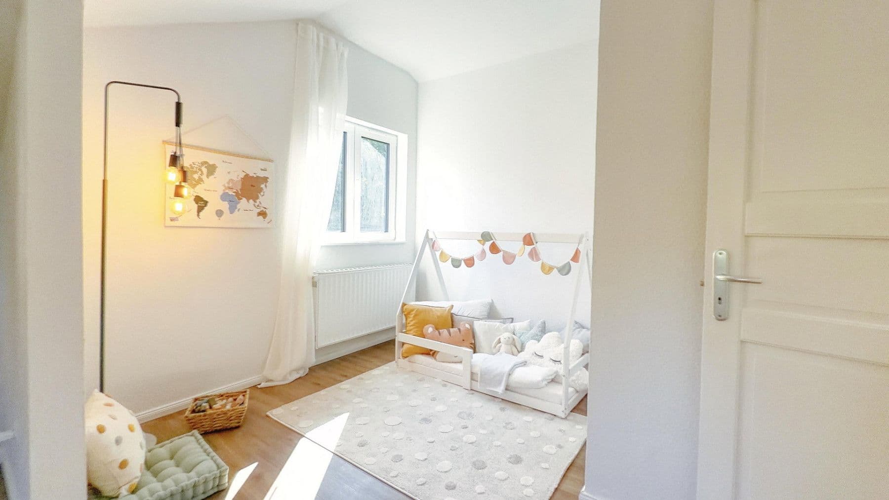 Prodej domu 133 m², pozemek 506 m², Ahrensburg, Šlesvicko-Holštýnsko Prodej domu 133 m², pozemek 506 m², Ahrensburg, Šlesvicko-Holštýnsko