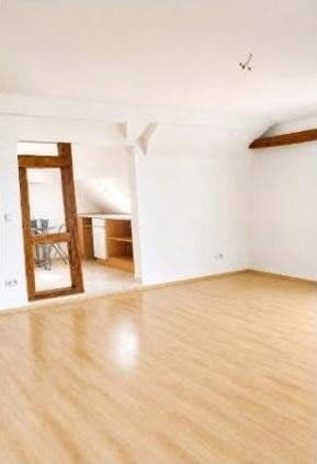 Pronájem bytu 2+kk 80 m², Usingen, Hessen Pronájem bytu 2+kk 80 m², Usingen, Hessen