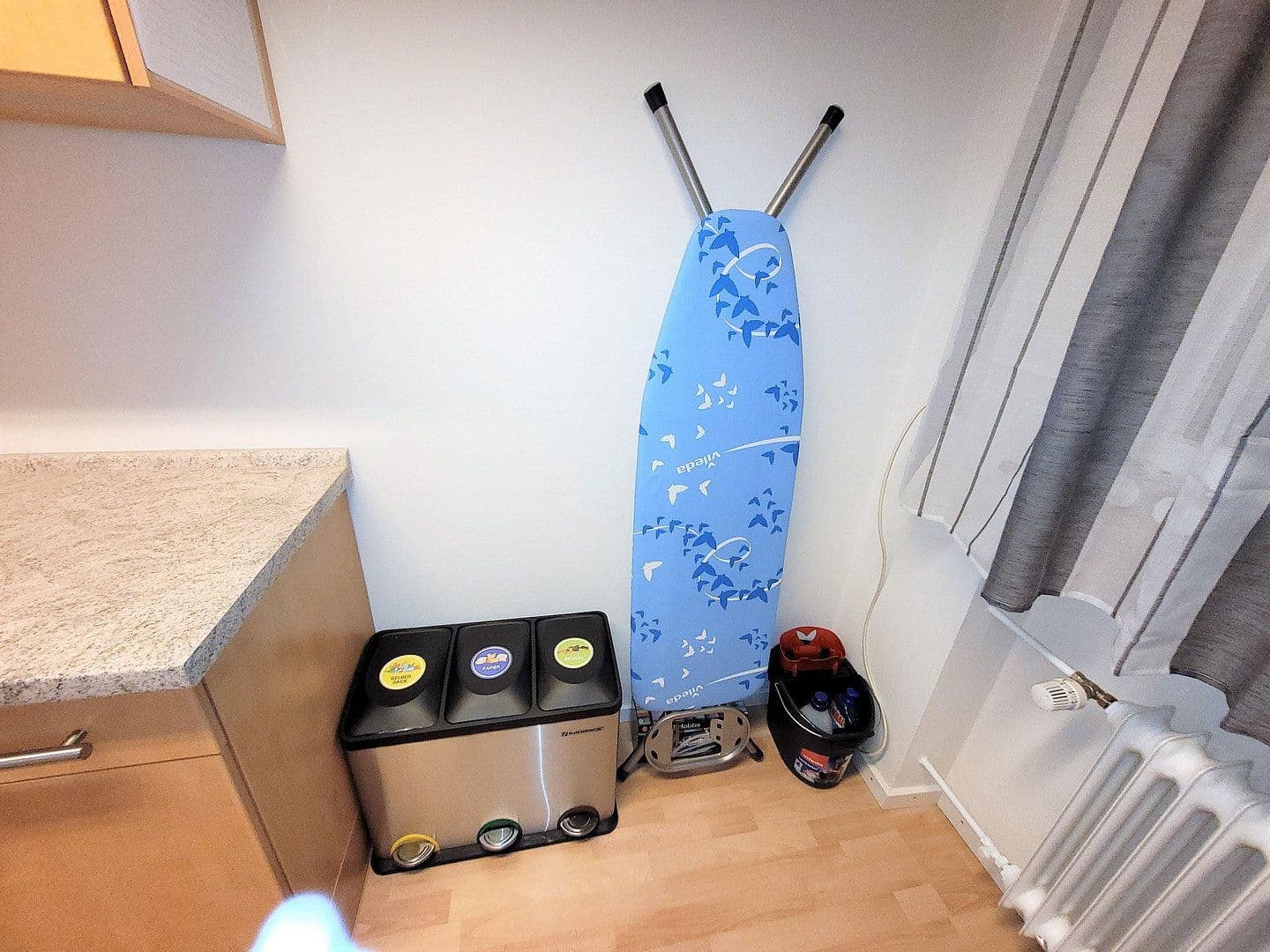 Pronájem bytu 2+1 50 m², Hauptstr. 11, Singen (Hohentwiel), Bádensko-Württembersko Pronájem bytu 2+1 50 m², Hauptstr. 11, Singen (Hohentwiel), Bádensko-Württembersko
