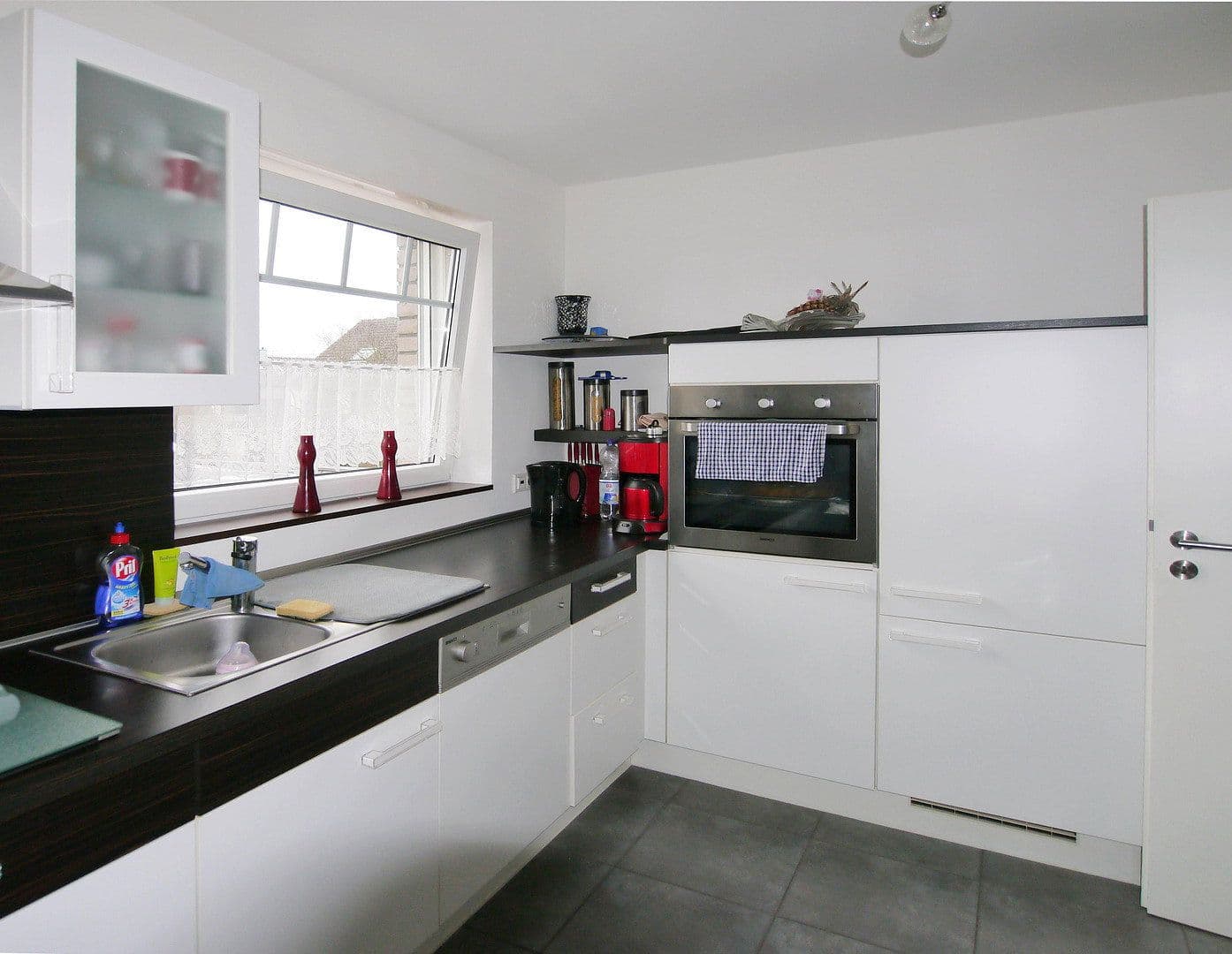 Pronájem bytu 2+1 70 m², Kerpen, Severní Porýní-Vestfálsko Pronájem bytu 2+1 70 m², Kerpen, Severní Porýní-Vestfálsko