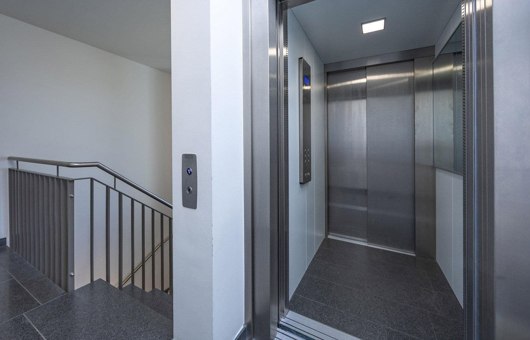 Prodej bytu 4+1 90 m², Haar, Bavorsko Prodej bytu 4+1 90 m², Haar, Bavorsko