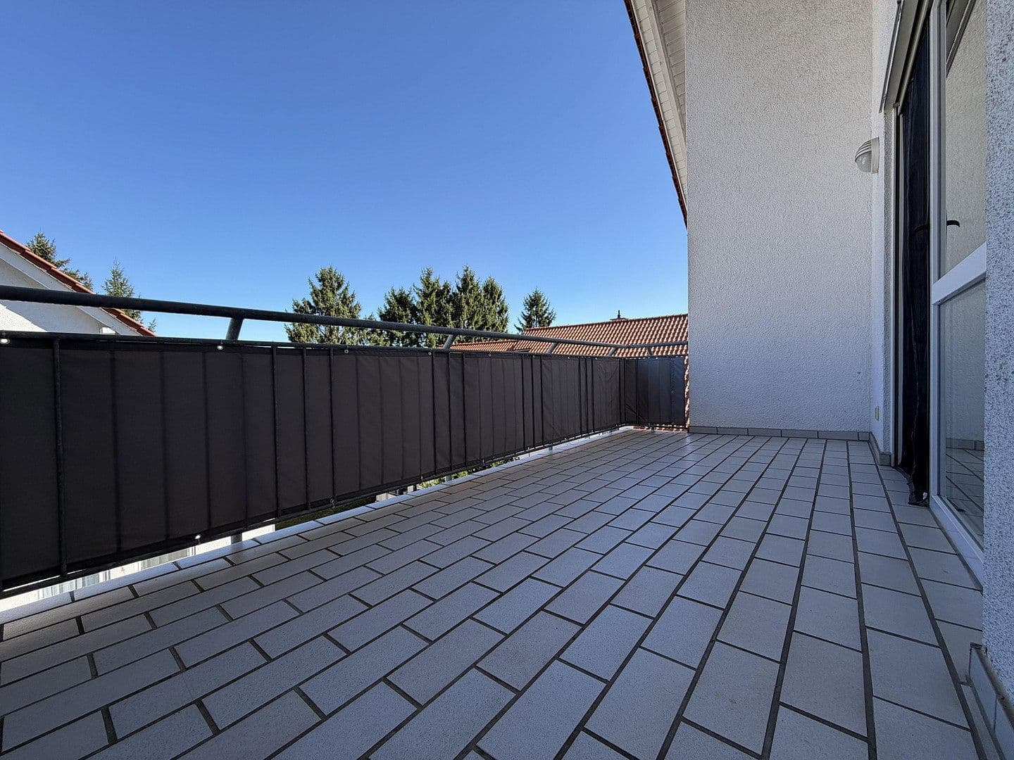 Pronájem bytu 3+1 70 m², Feldstr. 1c, Gerstungen, Durynsko Pronájem bytu 3+1 70 m², Feldstr. 1c, Gerstungen, Durynsko