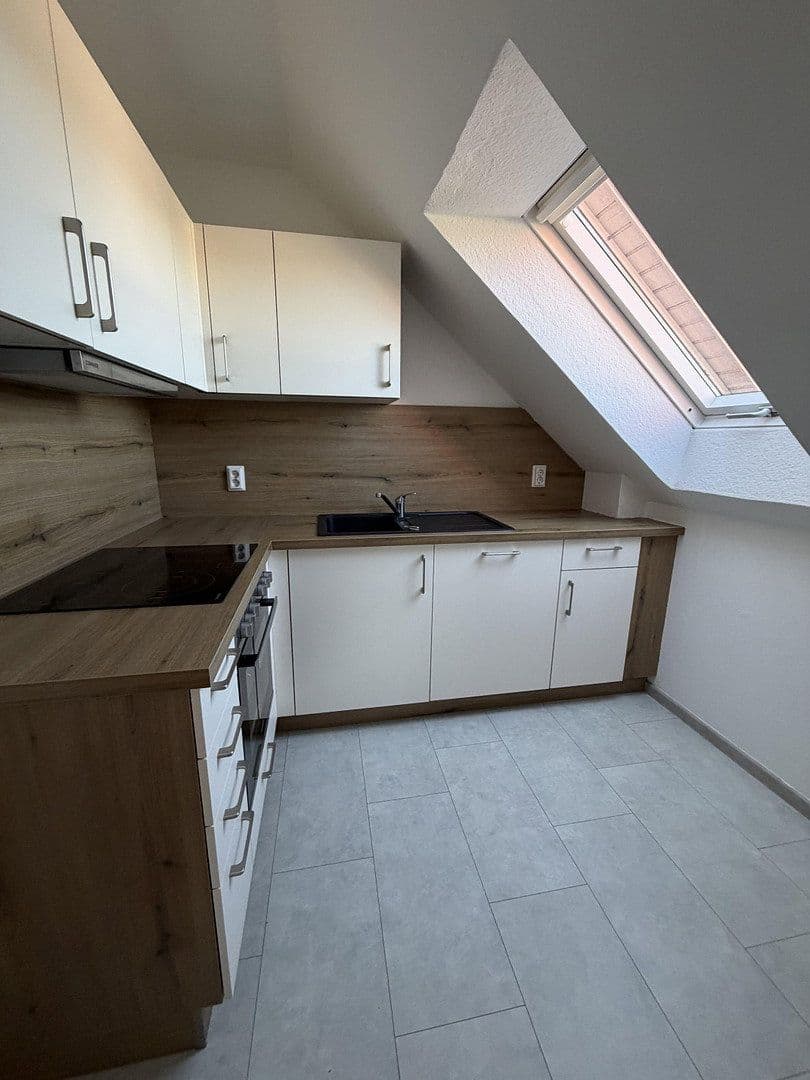 Pronájem bytu 3+1 70 m², Feldstr. 1c, Gerstungen, Durynsko Pronájem bytu 3+1 70 m², Feldstr. 1c, Gerstungen, Durynsko