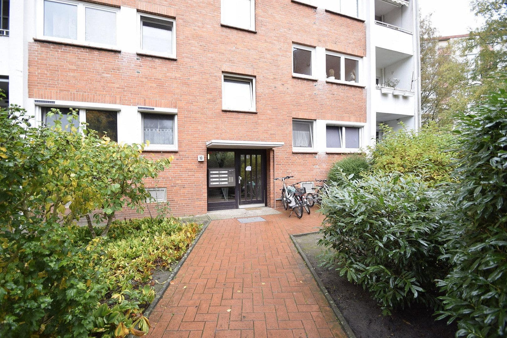 Pronájem bytu 3+1 67 m², Den Haager Straße 10, Bremen, Bremen Pronájem bytu 3+1 67 m², Den Haager Straße 10, Bremen, Bremen