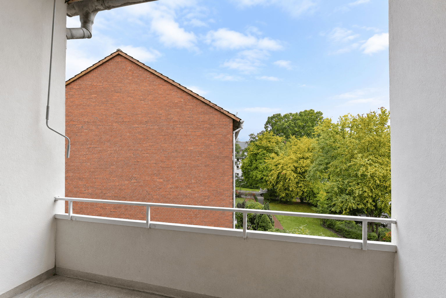 Pronájem bytu 3+1 67 m², Den Haager Straße 10, Bremen, Bremen Pronájem bytu 3+1 67 m², Den Haager Straße 10, Bremen, Bremen