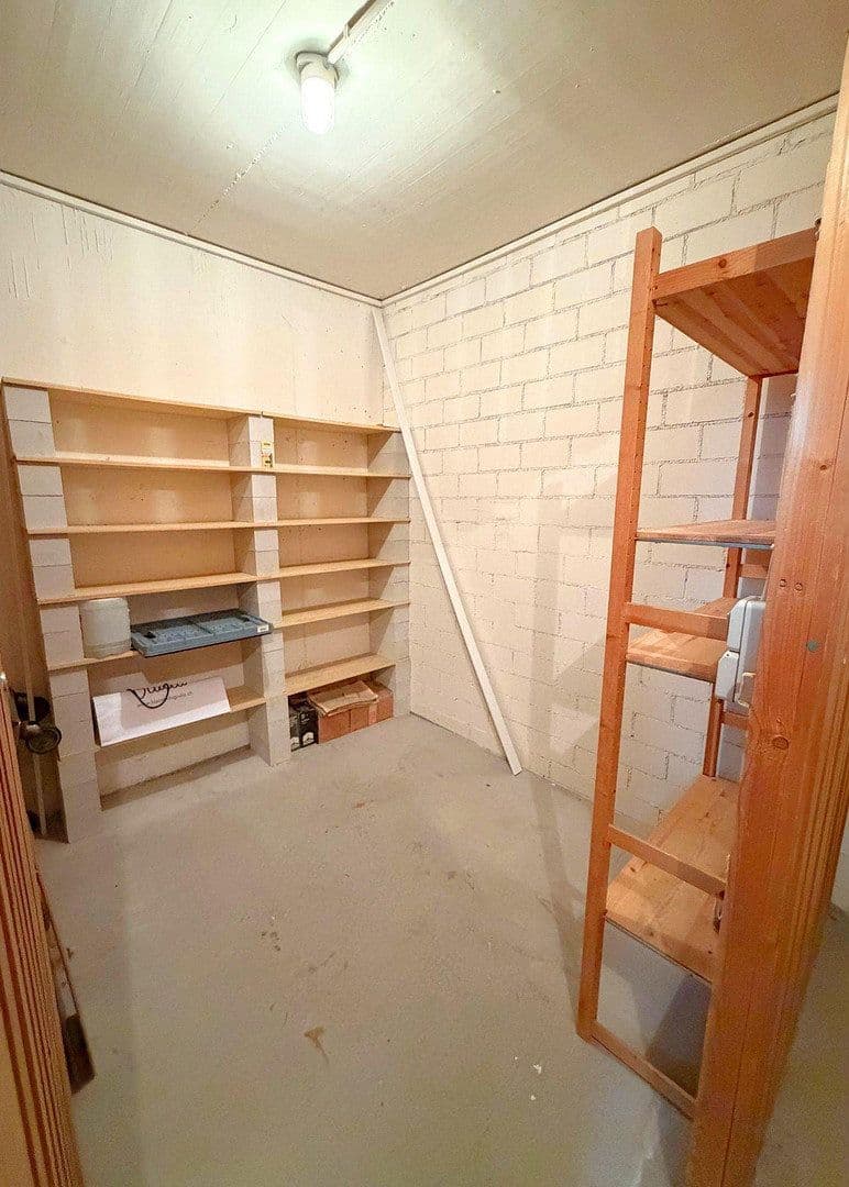 Prodej bytu 3+1 71 m², Pfullingen, Bádensko-Württembersko Prodej bytu 3+1 71 m², Pfullingen, Bádensko-Württembersko