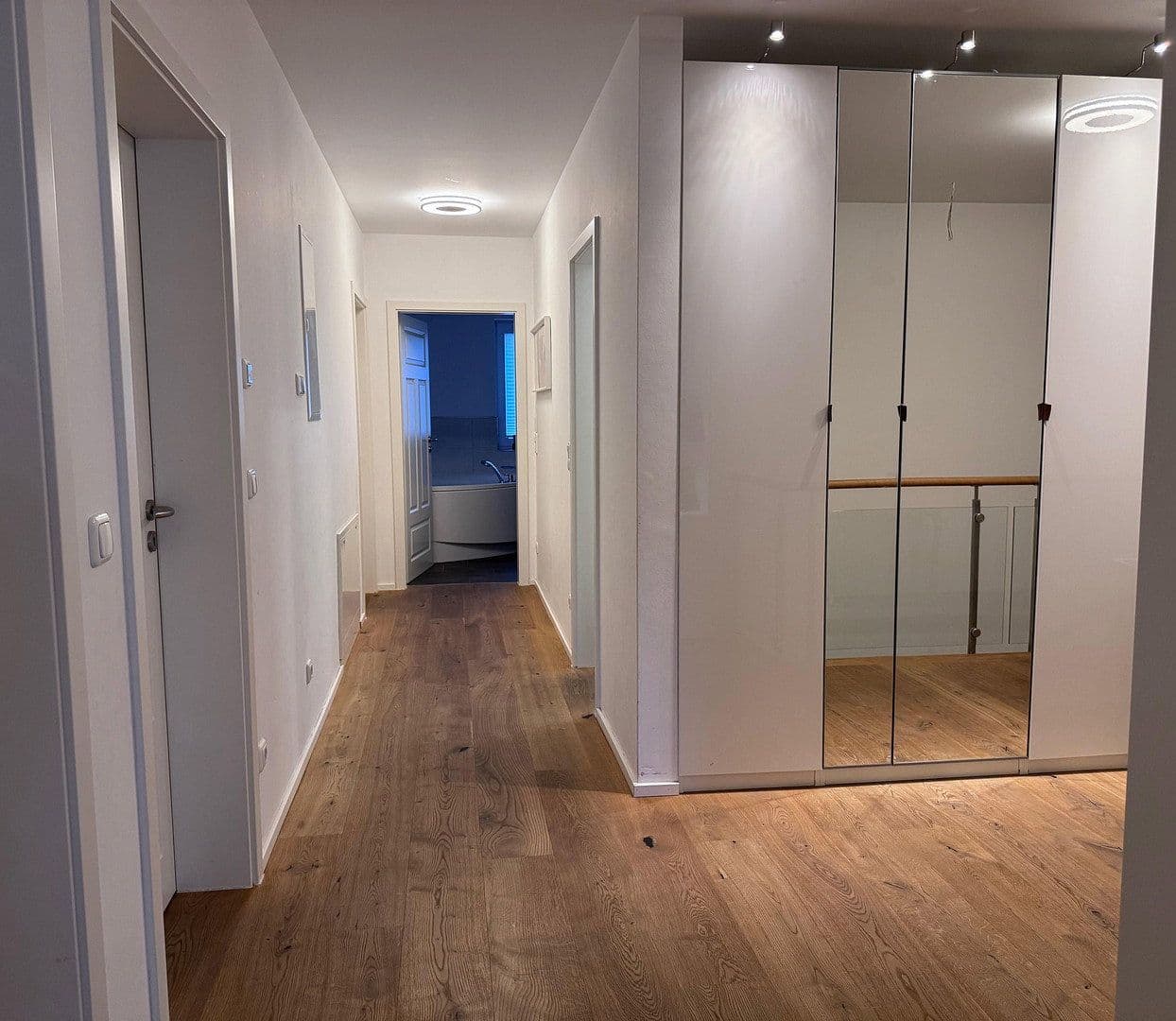 Pronájem bytu 4+1 136 m², Stettnerstr. 23, München, Bavorsko Pronájem bytu 4+1 136 m², Stettnerstr. 23, München, Bavorsko