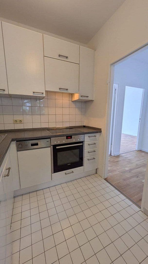 Prodej bytu 2+1 44 m², Richardstraße 63, Berlin, Berlín Prodej bytu 2+1 44 m², Richardstraße 63, Berlin, Berlín