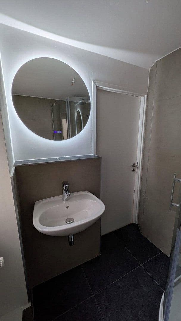 Prodej bytu 2+1 44 m², Richardstraße 63, Berlin, Berlín Prodej bytu 2+1 44 m², Richardstraße 63, Berlin, Berlín