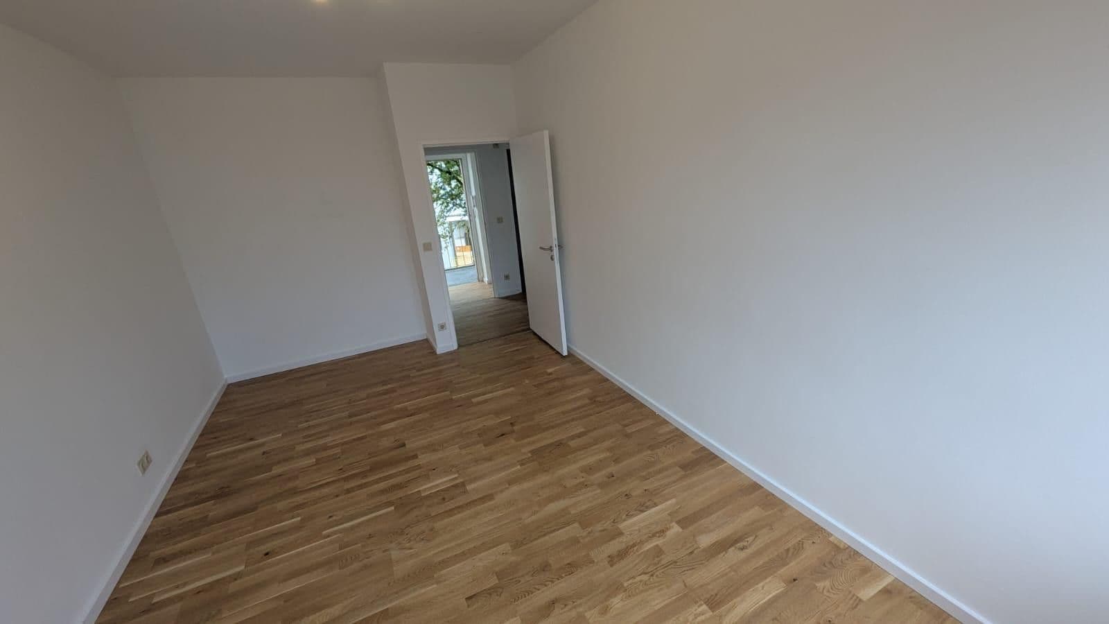 Prodej bytu 2+1 44 m², Richardstraße 63, Berlin, Berlín Prodej bytu 2+1 44 m², Richardstraße 63, Berlin, Berlín