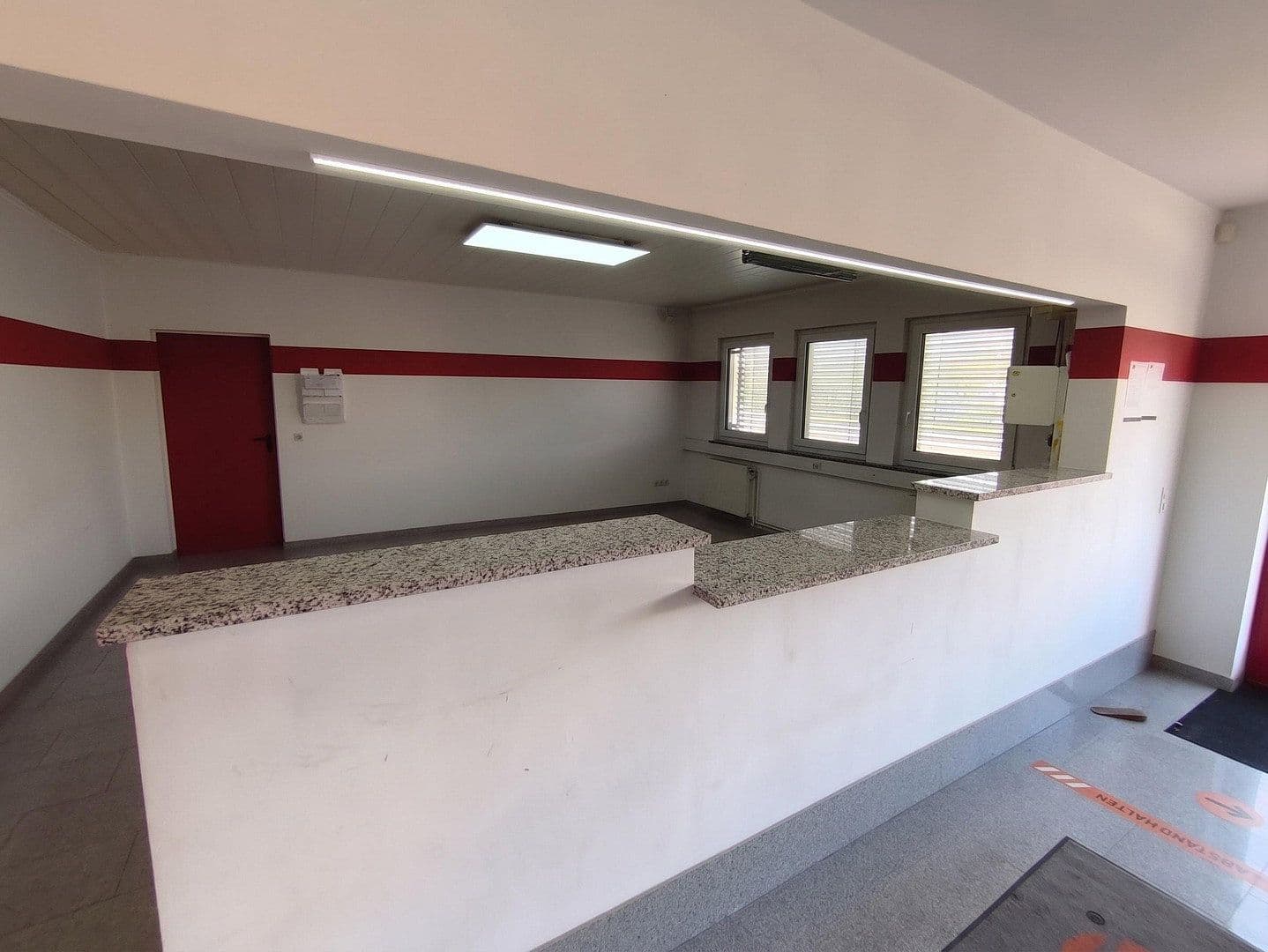 Pronájem nebytového prostoru 1.400 m², Scheidterstraße 30, Saarbrücken, Země Sársko Pronájem nebytového prostoru 1.400 m², Scheidterstraße 30, Saarbrücken, Země Sársko