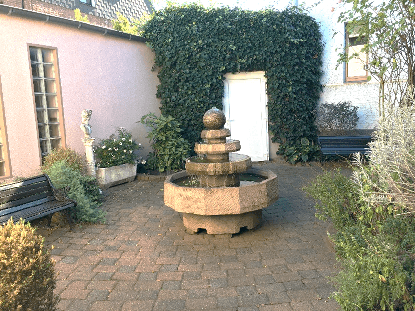 Prodej domu 374 m², pozemek 819 m², Duisburg, Severní Porýní-Vestfálsko Prodej domu 374 m², pozemek 819 m², Duisburg, Severní Porýní-Vestfálsko