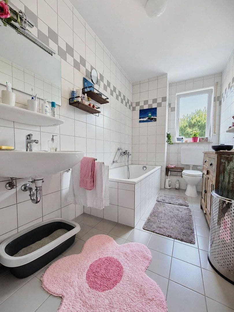 Pronájem bytu 3+1 85 m², Dreieich, Hessen Pronájem bytu 3+1 85 m², Dreieich, Hessen
