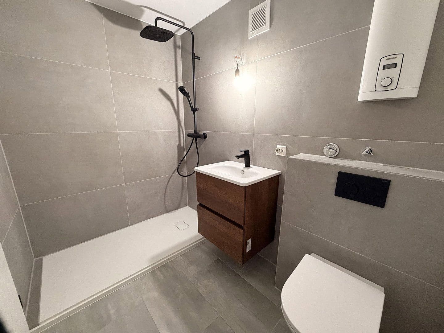 Prodej bytu 2+1 68 m², Beihinger Straße, Ludwigsburg, Bádensko-Württembersko Prodej bytu 2+1 68 m², Beihinger Straße, Ludwigsburg, Bádensko-Württembersko