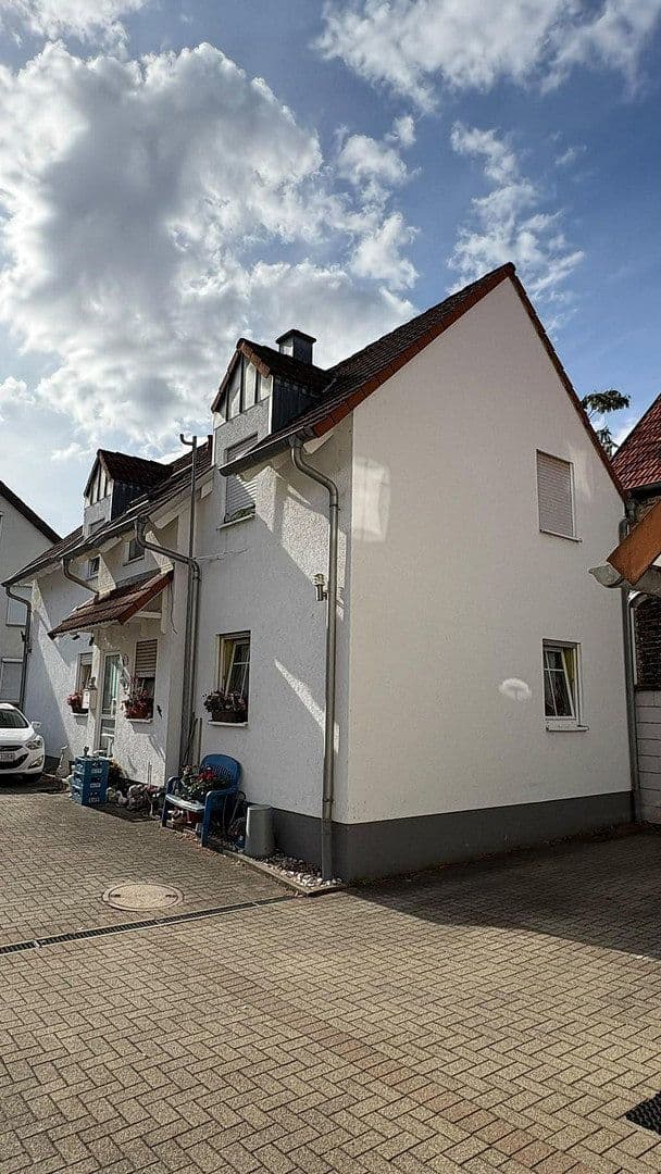 Prodej domu 371 m², pozemek 529 m², Hochdorf-Assenheim, Porýní-Falc Prodej domu 371 m², pozemek 529 m², Hochdorf-Assenheim, Porýní-Falc