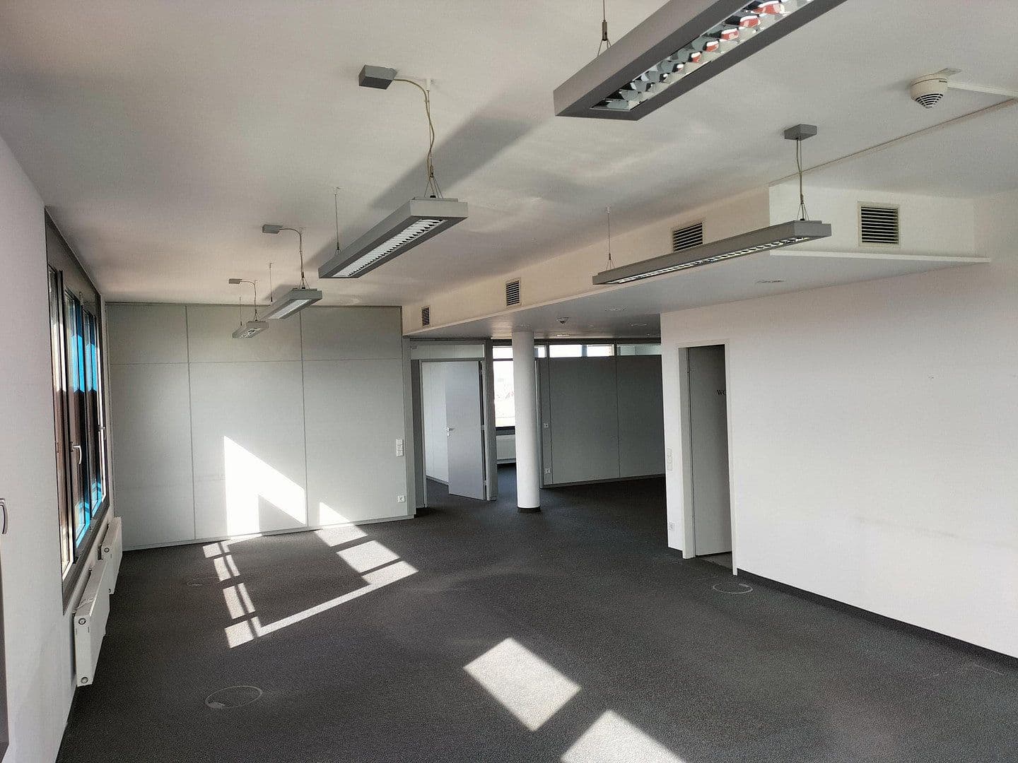 Pronájem kanceláře 214 m², Herrenbergerstraße 14, Böblingen, Bádensko-Württembersko Pronájem kanceláře 214 m², Herrenbergerstraße 14, Böblingen, Bádensko-Württembersko