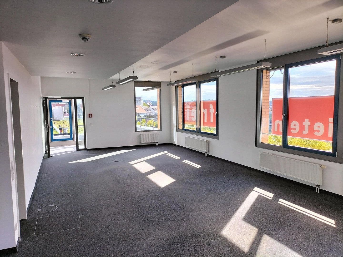 Pronájem kanceláře 214 m², Herrenbergerstraße 14, Böblingen, Bádensko-Württembersko Pronájem kanceláře 214 m², Herrenbergerstraße 14, Böblingen, Bádensko-Württembersko