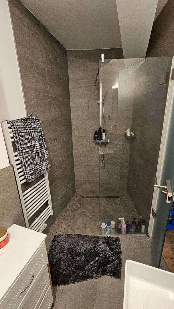 Pronájem bytu 3+1 94 m², Weidenpescherstr. 36,, Köln, Severní Porýní-Vestfálsko Pronájem bytu 3+1 94 m², Weidenpescherstr. 36,, Köln, Severní Porýní-Vestfálsko