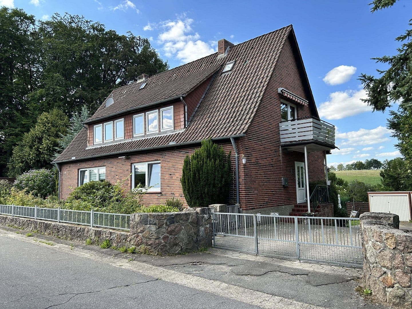 Prodej domu 175 m², pozemek 1.250 m², Amelinghausen, Dolní Sasko Prodej domu 175 m², pozemek 1.250 m², Amelinghausen, Dolní Sasko