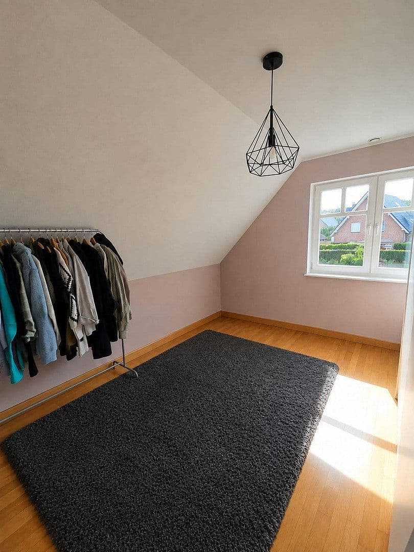 Prodej domu 136 m², pozemek 459 m², Laer, Severní Porýní-Vestfálsko Prodej domu 136 m², pozemek 459 m², Laer, Severní Porýní-Vestfálsko