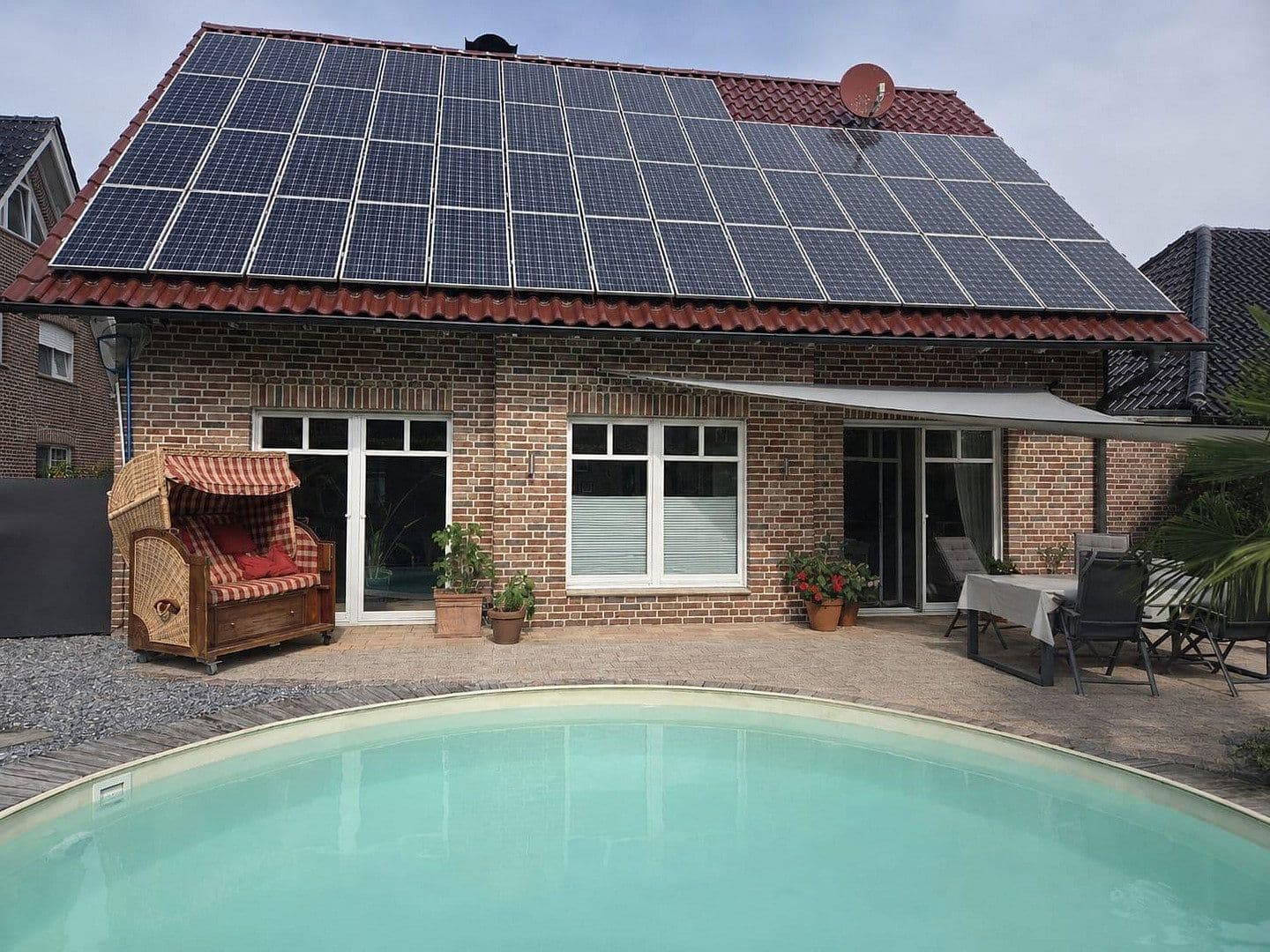 Prodej domu 136 m², pozemek 459 m², Laer, Severní Porýní-Vestfálsko Prodej domu 136 m², pozemek 459 m², Laer, Severní Porýní-Vestfálsko