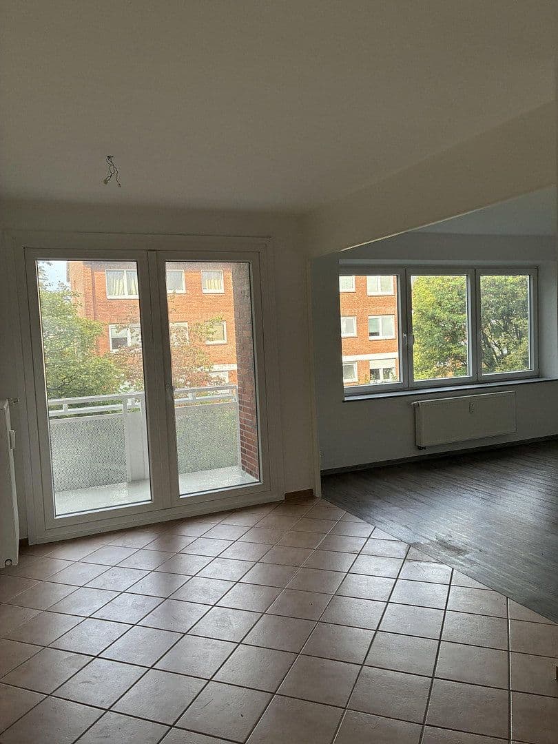 Pronájem bytu 2+1 66 m², Danziger Str. 13a, Wentorf bei Hamburg, Šlesvicko-Holštýnsko Pronájem bytu 2+1 66 m², Danziger Str. 13a, Wentorf bei Hamburg, Šlesvicko-Holštýnsko